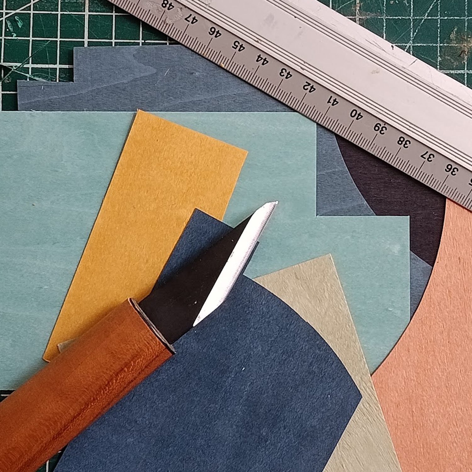 Praca nad fornirowanymi podkładkami Miami - etap 2